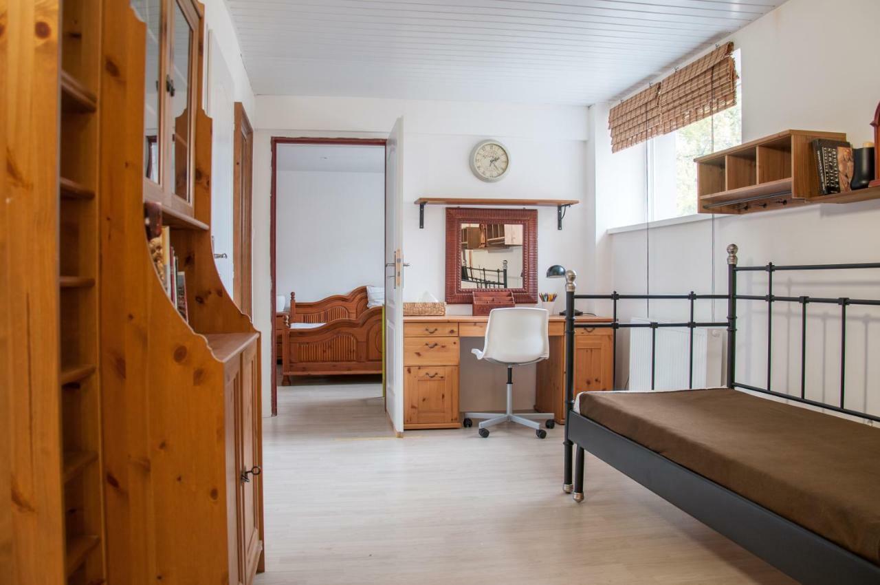 Apartman Zeleznice Apartment Ngoại thất bức ảnh